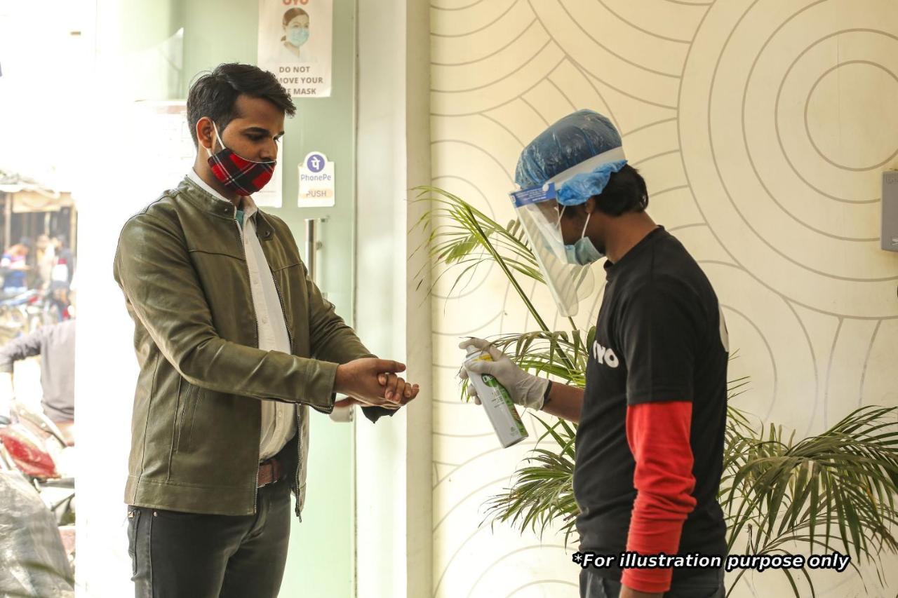 Oyo 78245 Collection O Hotel Crown Inn Navi Mumbai Kültér fotó