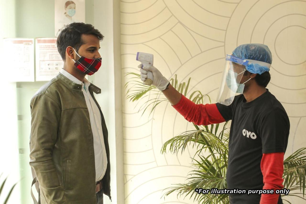 Oyo 78245 Collection O Hotel Crown Inn Navi Mumbai Kültér fotó