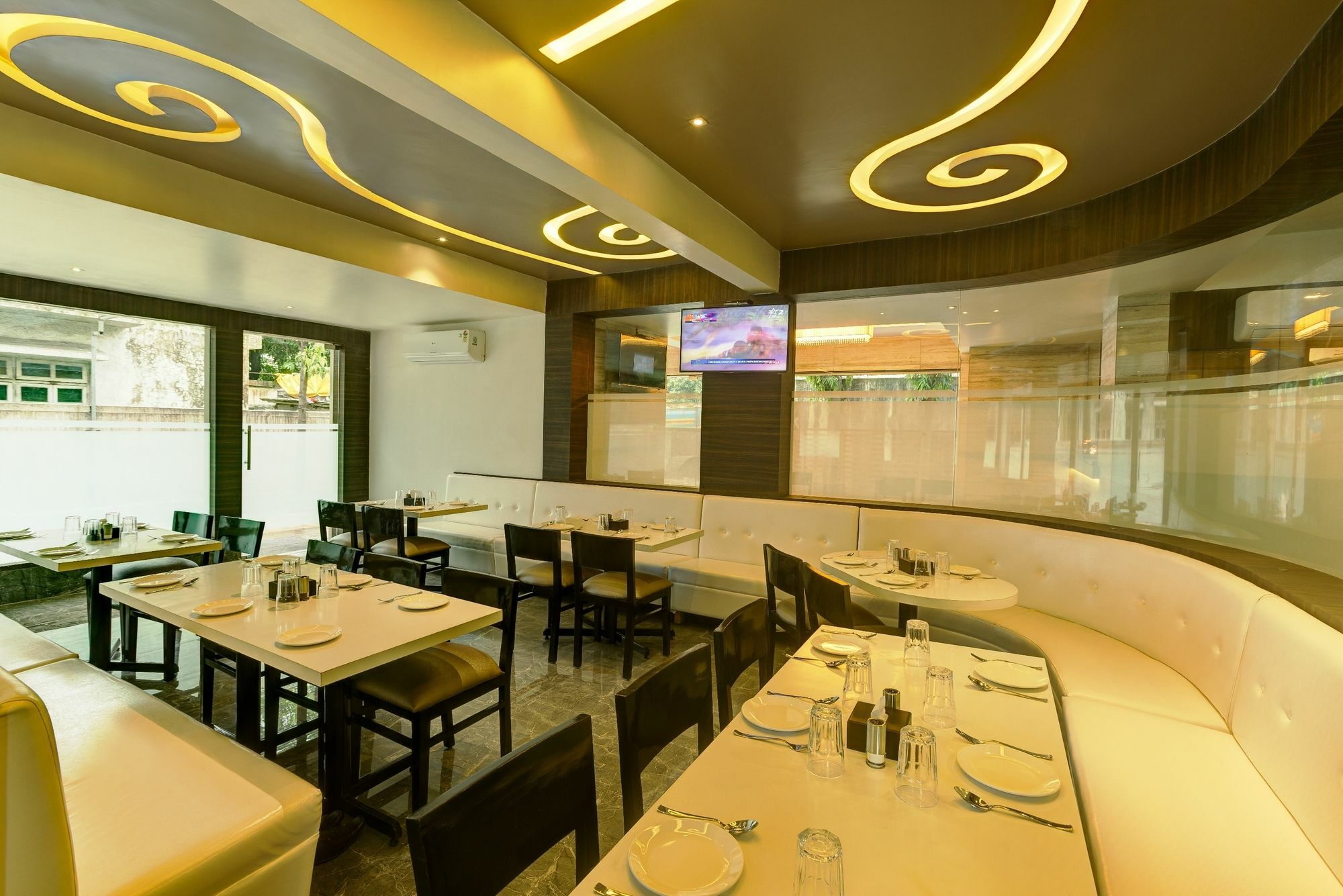 Oyo 78245 Collection O Hotel Crown Inn Navi Mumbai Kültér fotó