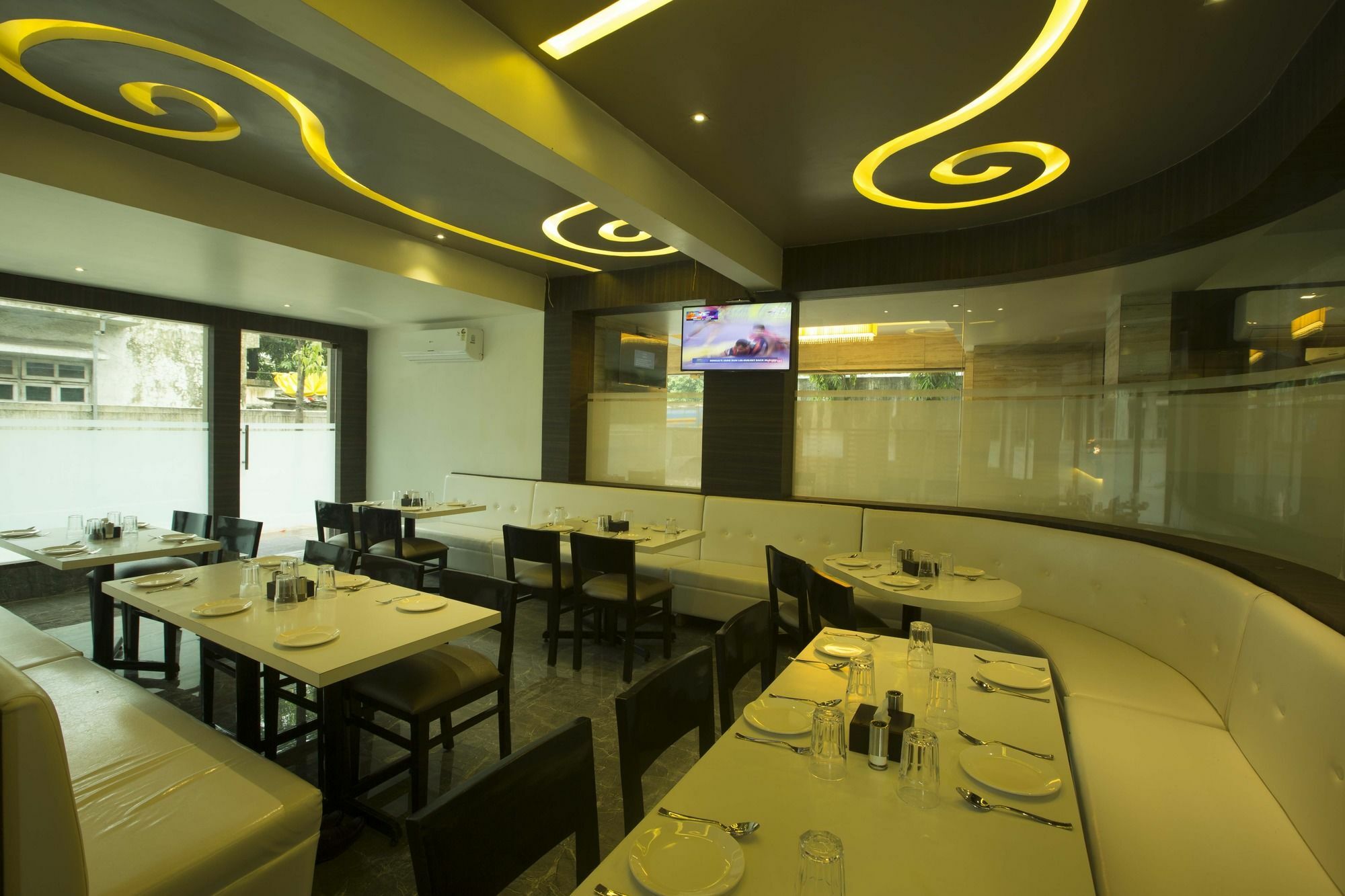 Oyo 78245 Collection O Hotel Crown Inn Navi Mumbai Kültér fotó