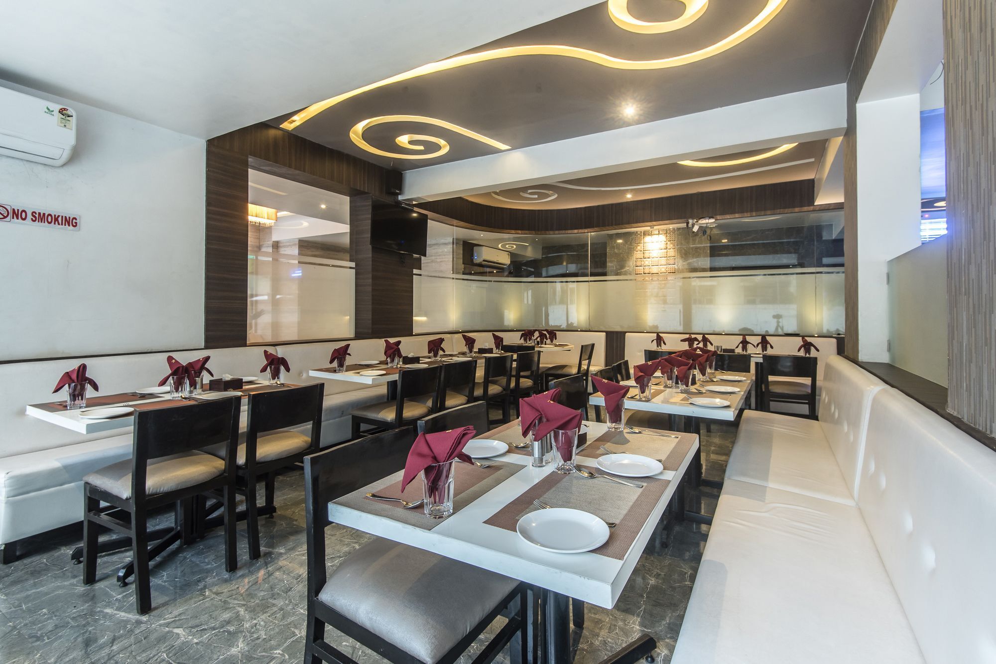 Oyo 78245 Collection O Hotel Crown Inn Navi Mumbai Kültér fotó