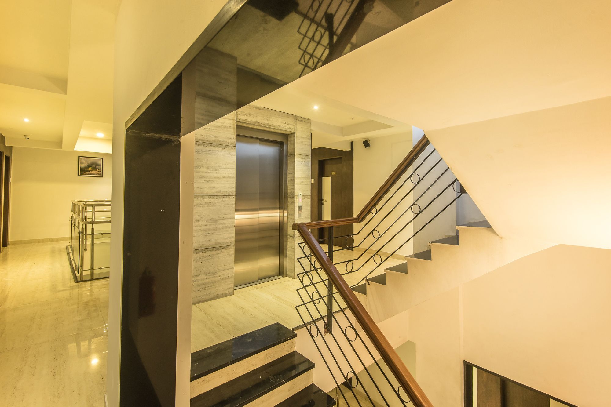Oyo 78245 Collection O Hotel Crown Inn Navi Mumbai Kültér fotó