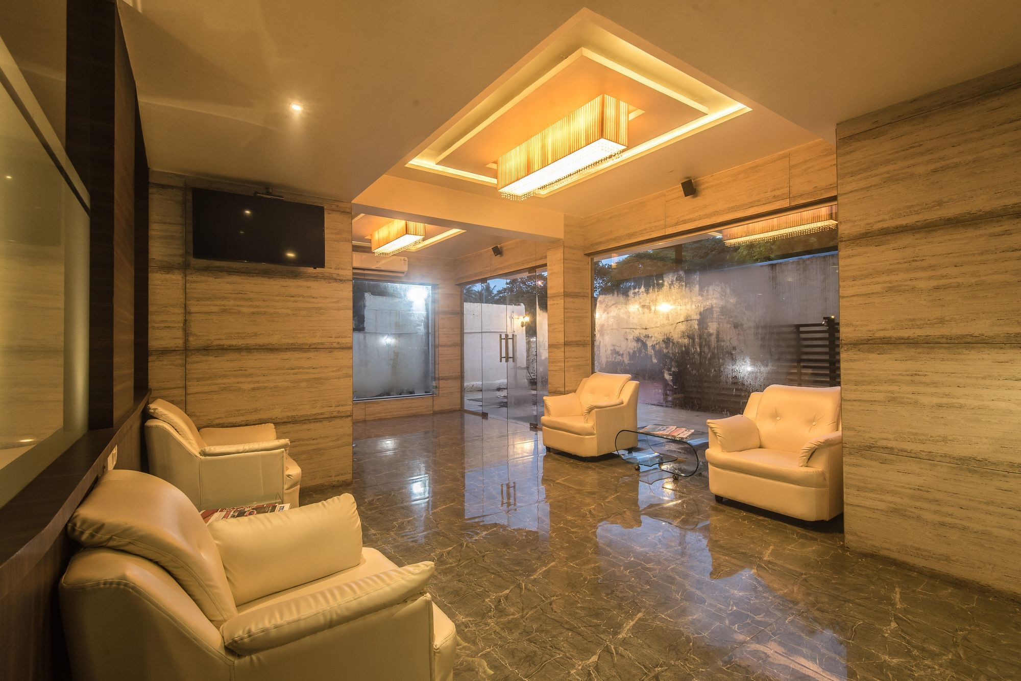 Oyo 78245 Collection O Hotel Crown Inn Navi Mumbai Kültér fotó